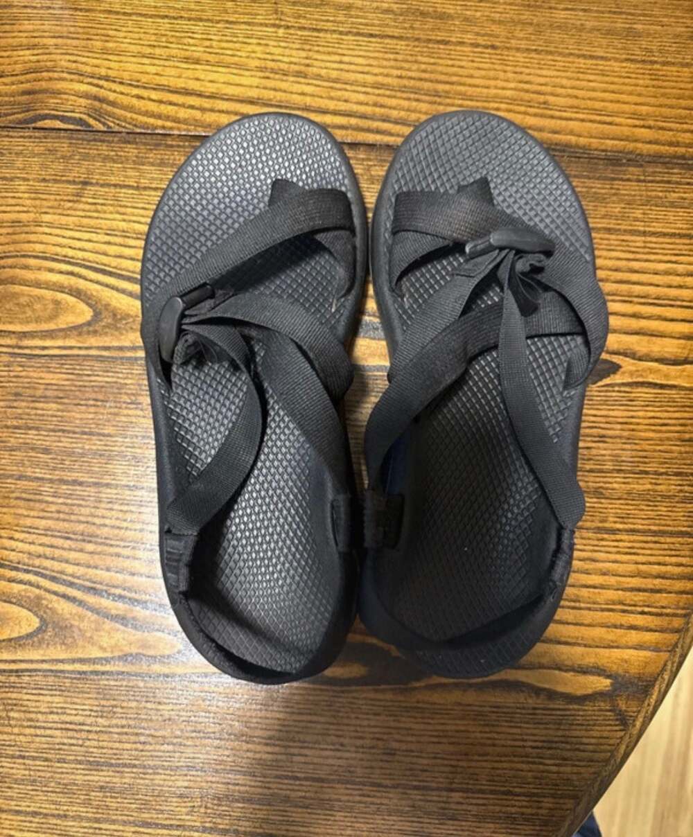 Chaco Z2 Classic Black Sandals